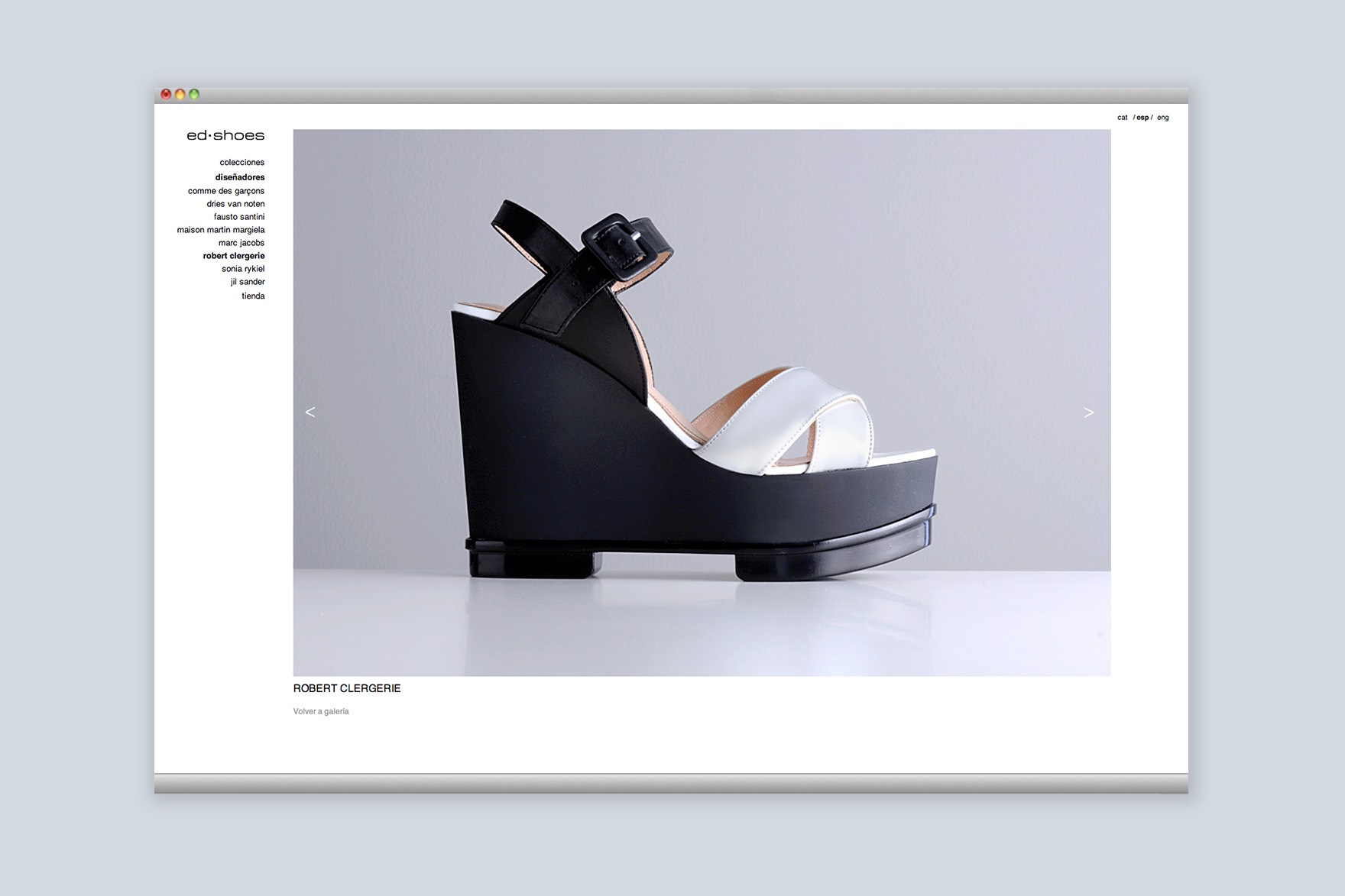 Product page of the ED SHOES website.&nbsp; Includes contemporary black shoe. Website designed by Esiete branding and communication studio and programmed by sevenap.
