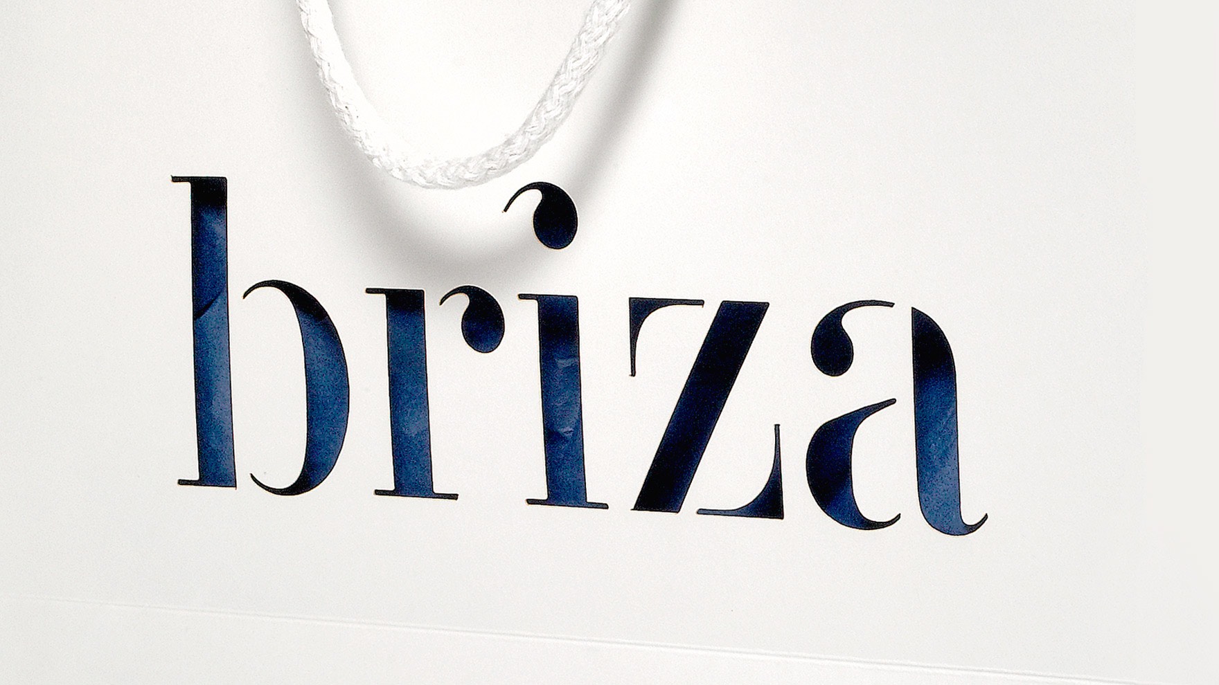 BRIZA / GRAPHIC DESIGN