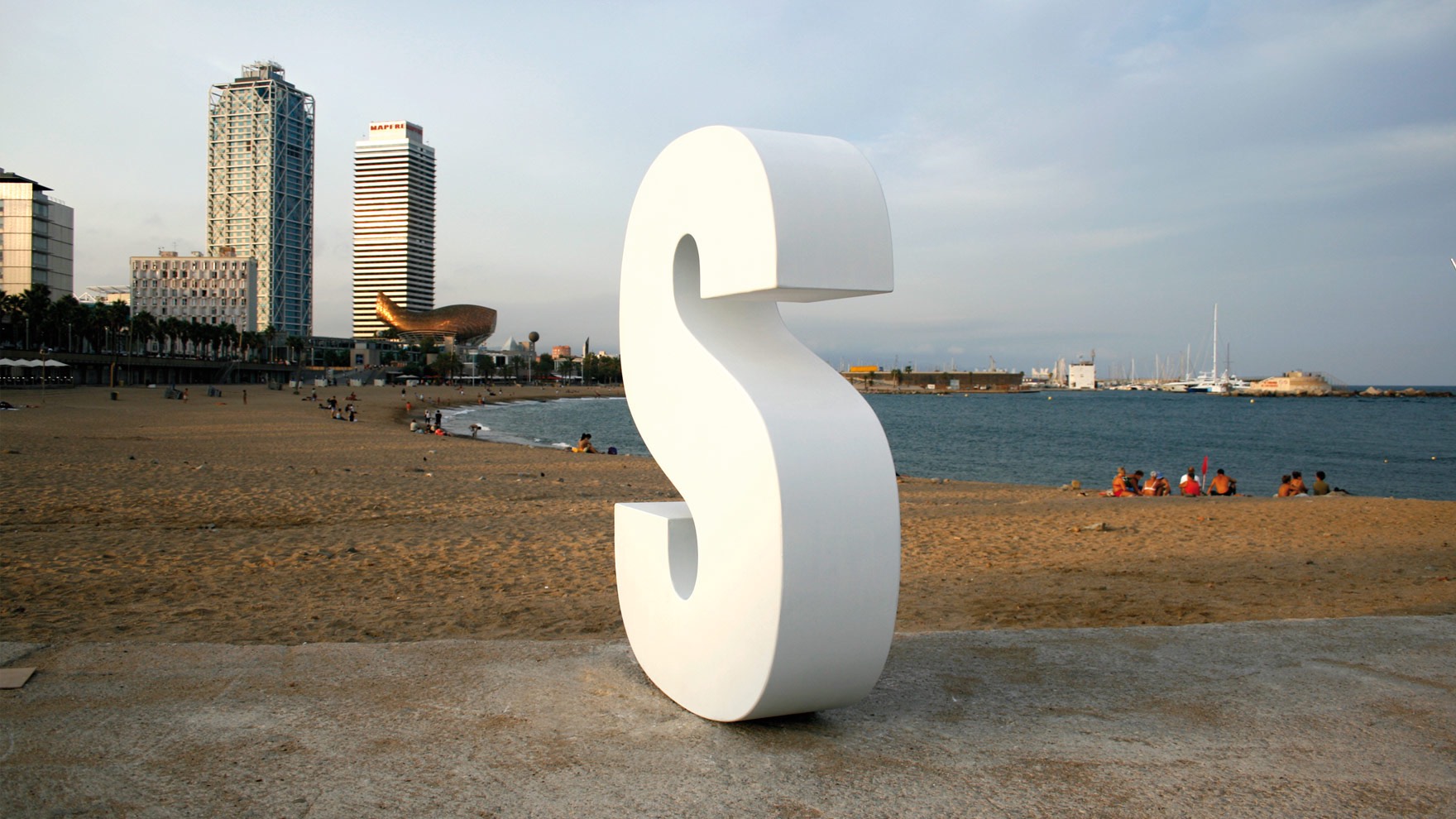 BARCELONA CENTRE DE DISSENY / DISEÑO GRÁFICO