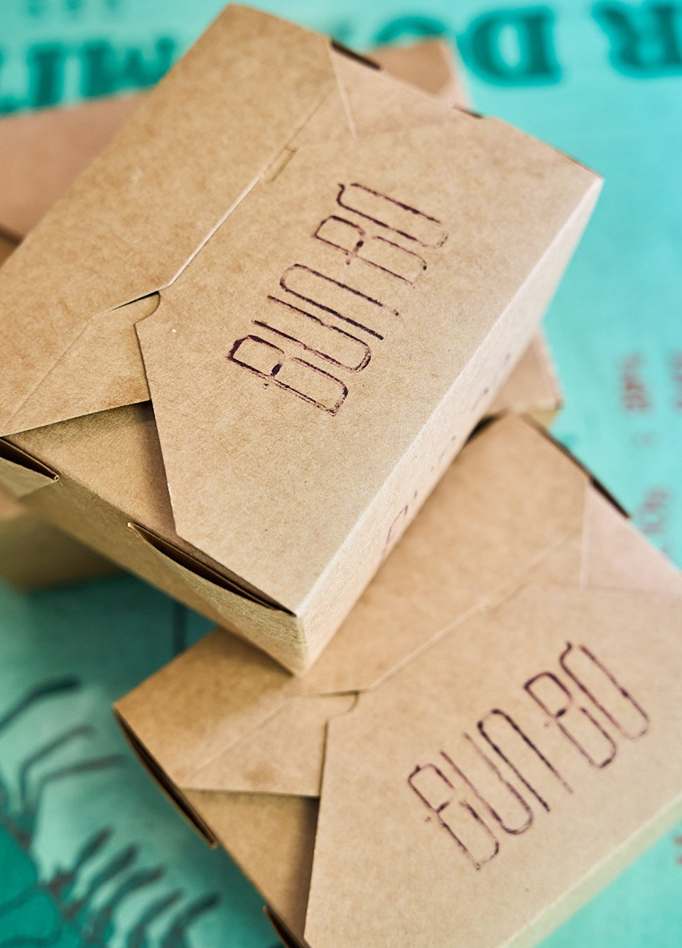 BUN BÒ / IDENTITAT CORPORATIVA / BRANDING