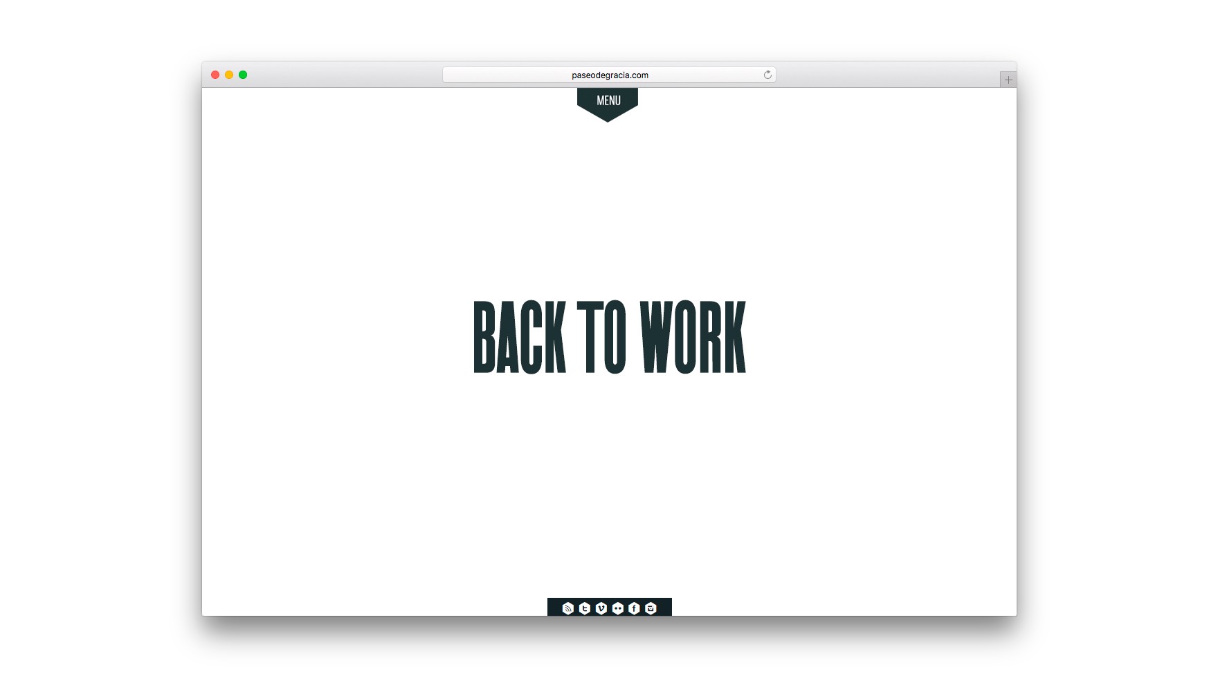Home de la p&aacute;gina Paseodegracia.com con tipograf&iacute;a &ldquo;BACK TO WORK&rdquo; en el centro. Ilustraciones y dise&ntilde;o web de Esiete estudio de branding y comunicaci&oacute;n Barcelona. Desarrollo web de Sevenap