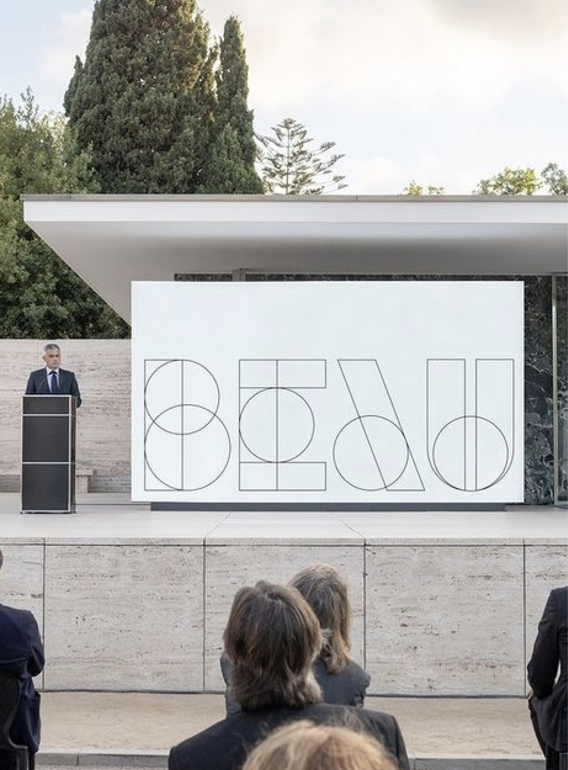 <span><span>Imatge de la presentaci&oacute; del XV Biennal Espanyola d'Arquitectura i Urbanisme on apareix la gr&agrave;fica dissenyada per l'estudi esiete de branding i comunicaci&oacute;.</span></span>