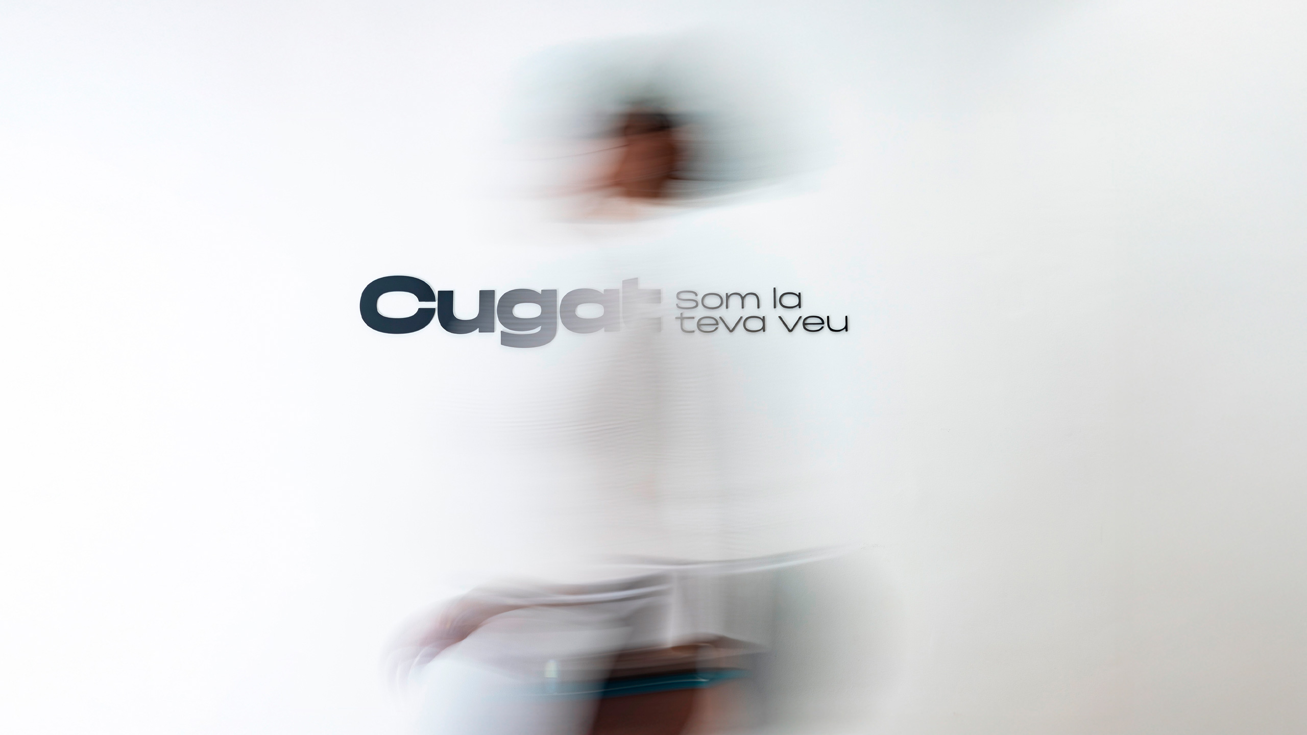 CUGAT M&Egrave;DIA / GRAPHIC DESIGN