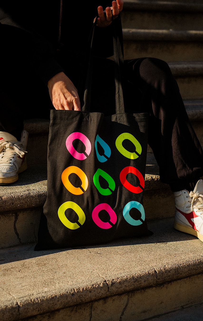 CUGAT M&Egrave;DIA / GRAPHIC DESIGN