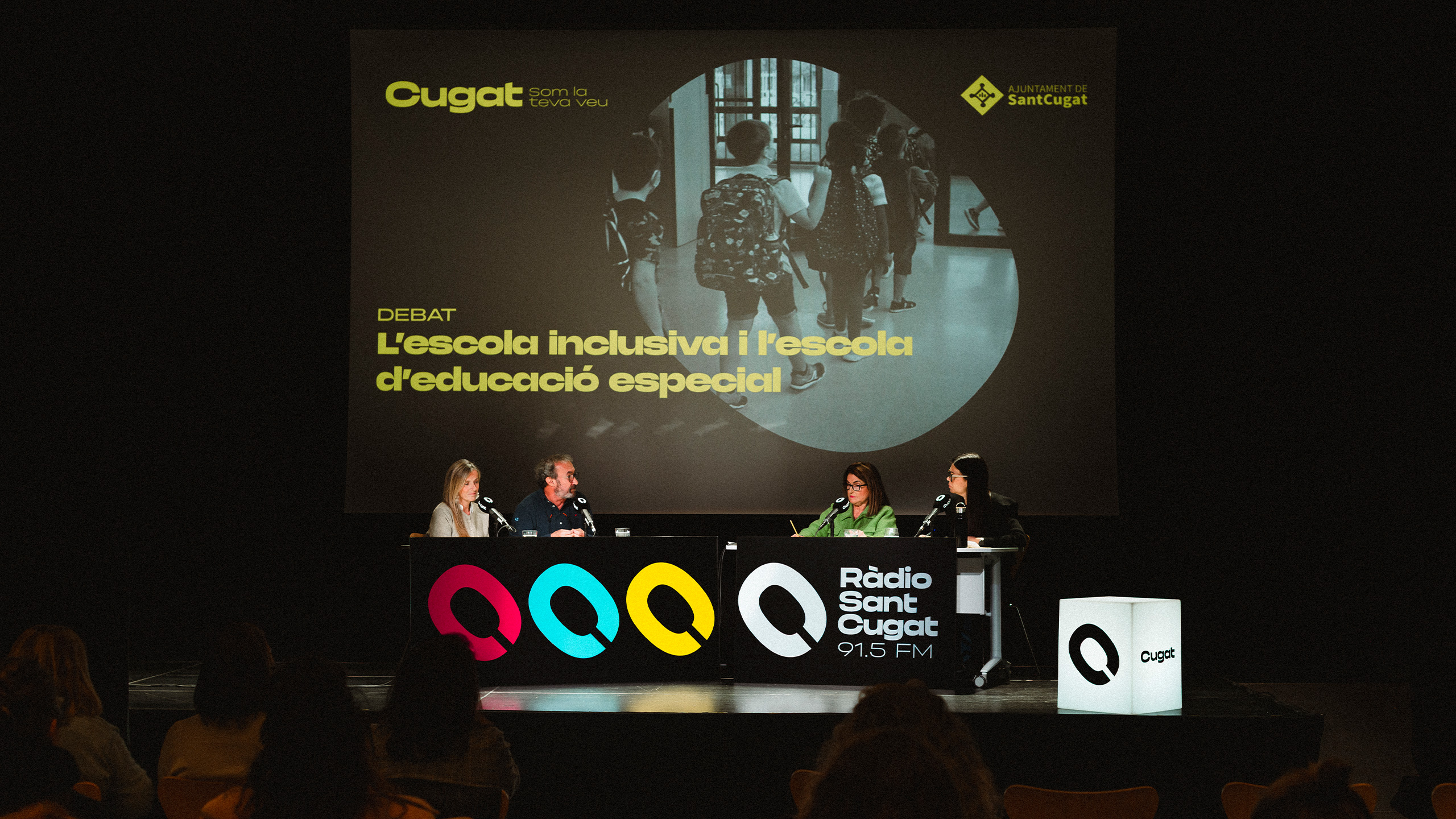 CUGAT M&Egrave;DIA / GRAPHIC DESIGN