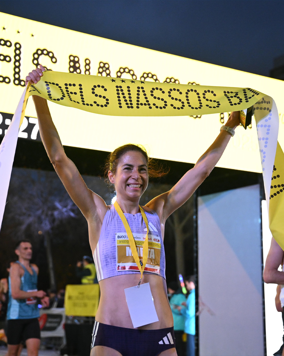 CURSA DELS NASSOS 2022 / DISSENY GR&Agrave;FIC